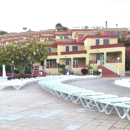 Apartman Cozy One Bedroom Apartment, Free Internet In Common Areas, Pool In Tenerife South