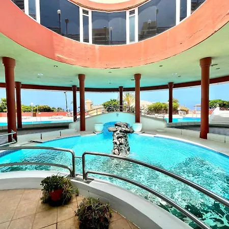 Apartamento Cozy One Bedroom Apartment, Free Internet In Common Areas, Pool In Tenerife South