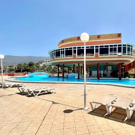 Apartamento Cozy One Bedroom Apartment, Free Internet In Common Areas, Pool In Tenerife South *