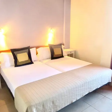 Cozy One Bedroom Apartment, Free Internet In Common Areas, Pool In Tenerife South *